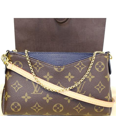 louis vuitton clutch bag outlet